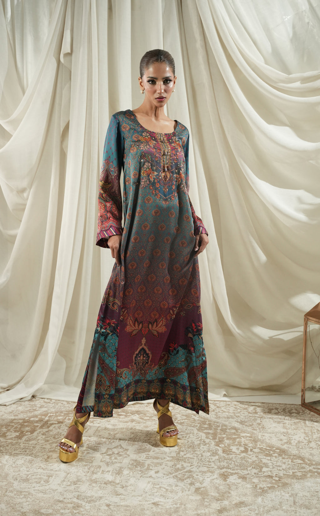 MAHIRA - Long Length Kaftan
