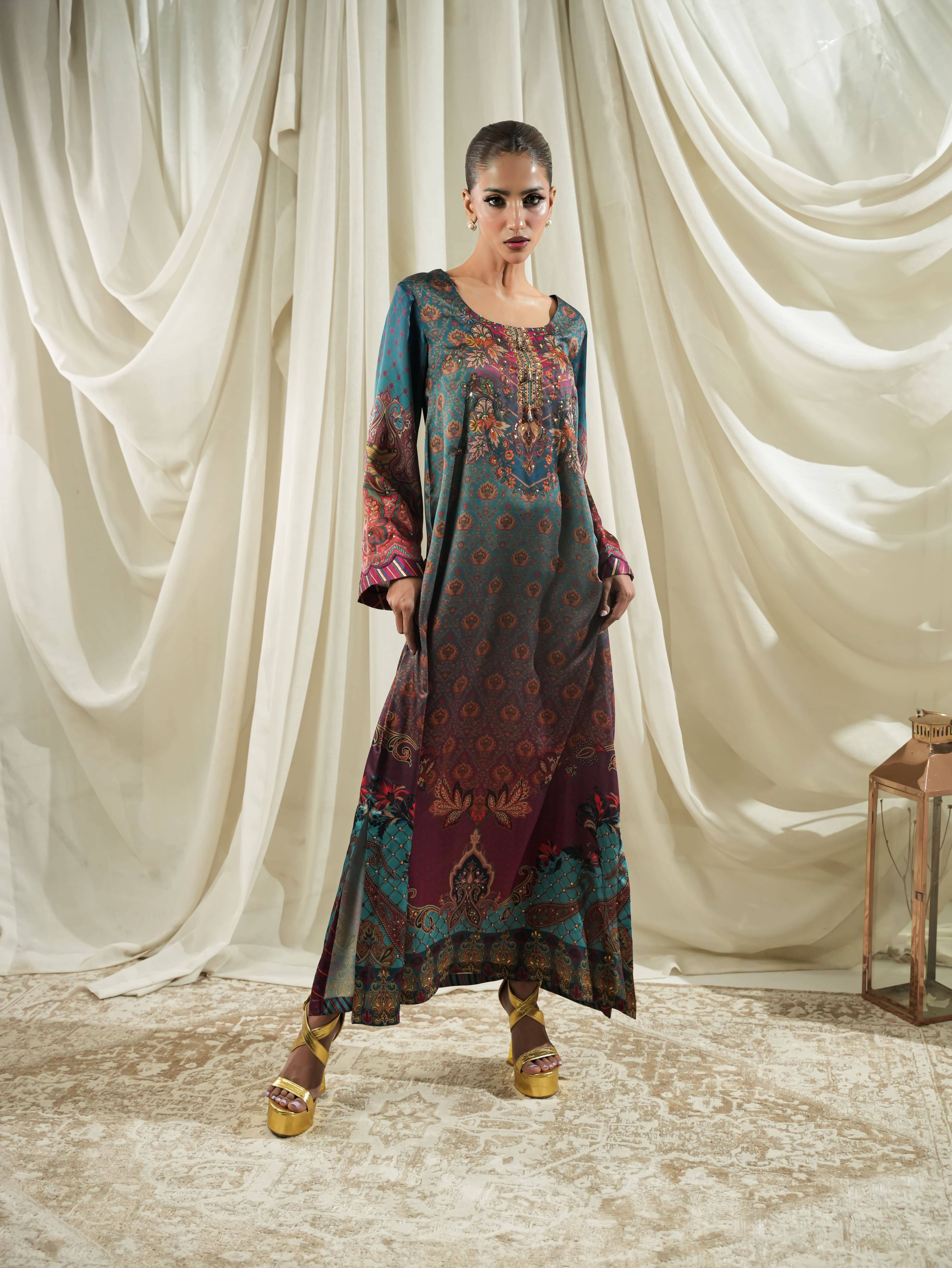 MAHIRA - Long Length Kaftan