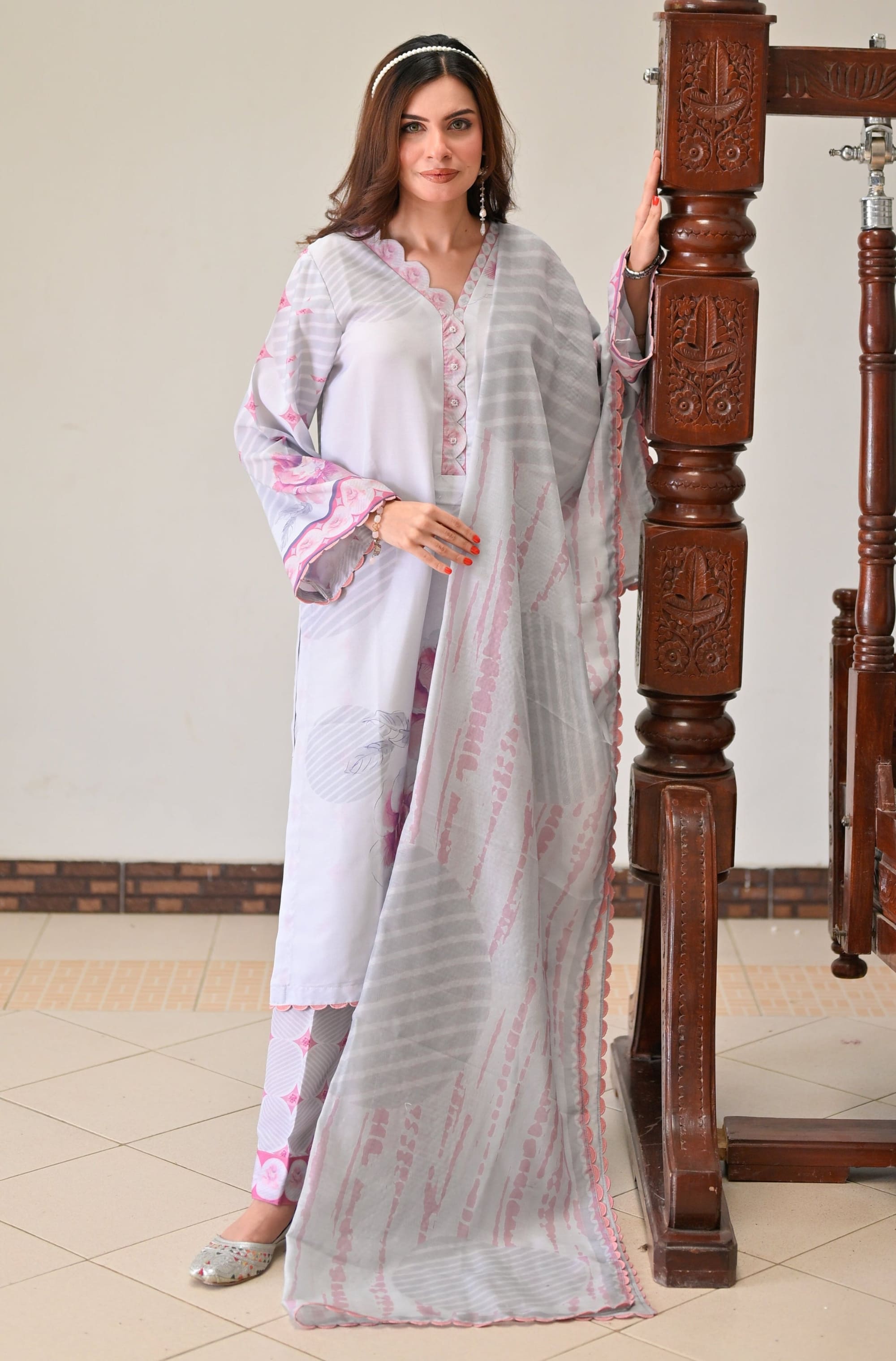 SERAYA - 3 Pcs Stitched