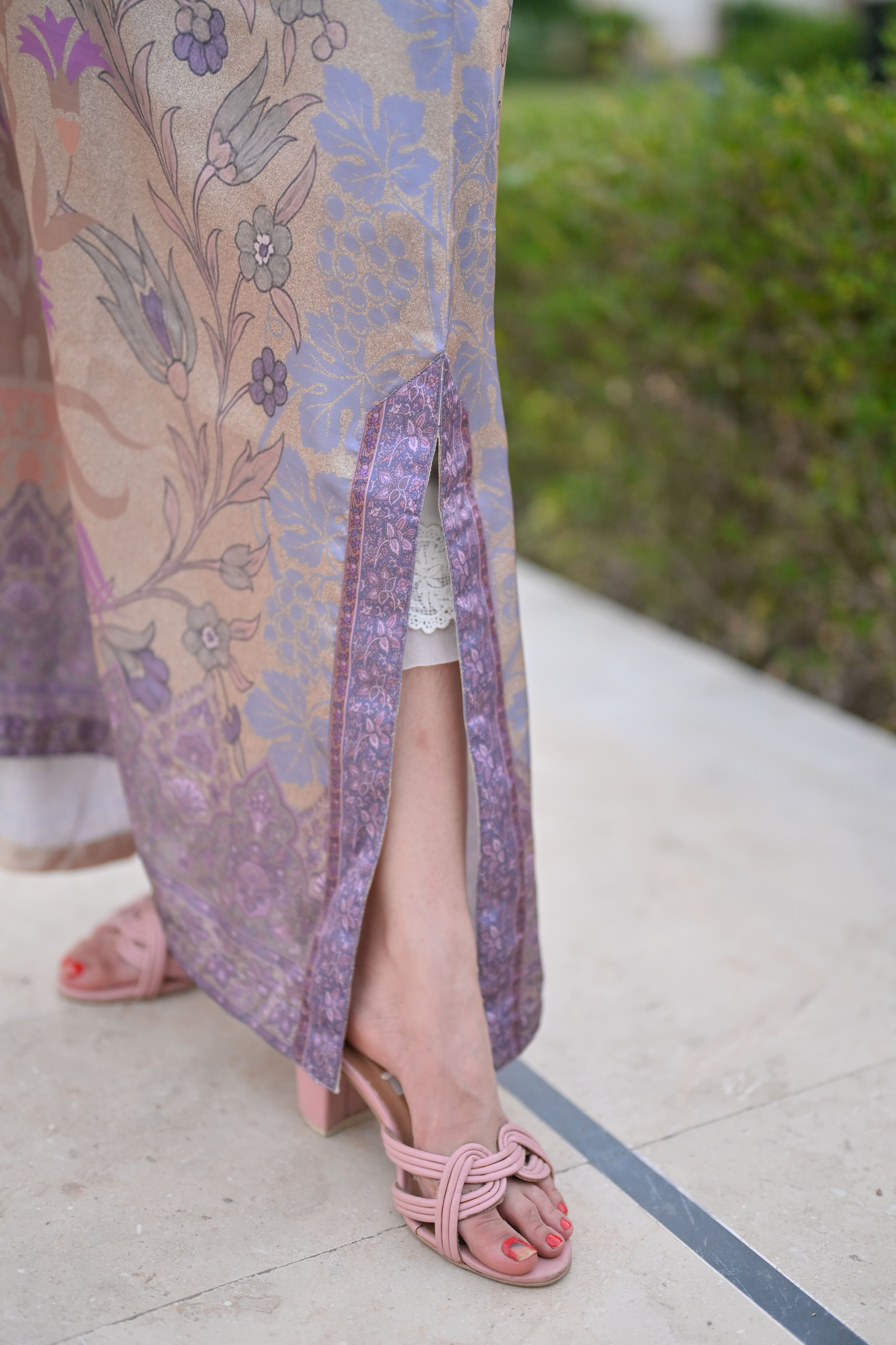 LAVENDER MIRAGE - Long Length Kaftan